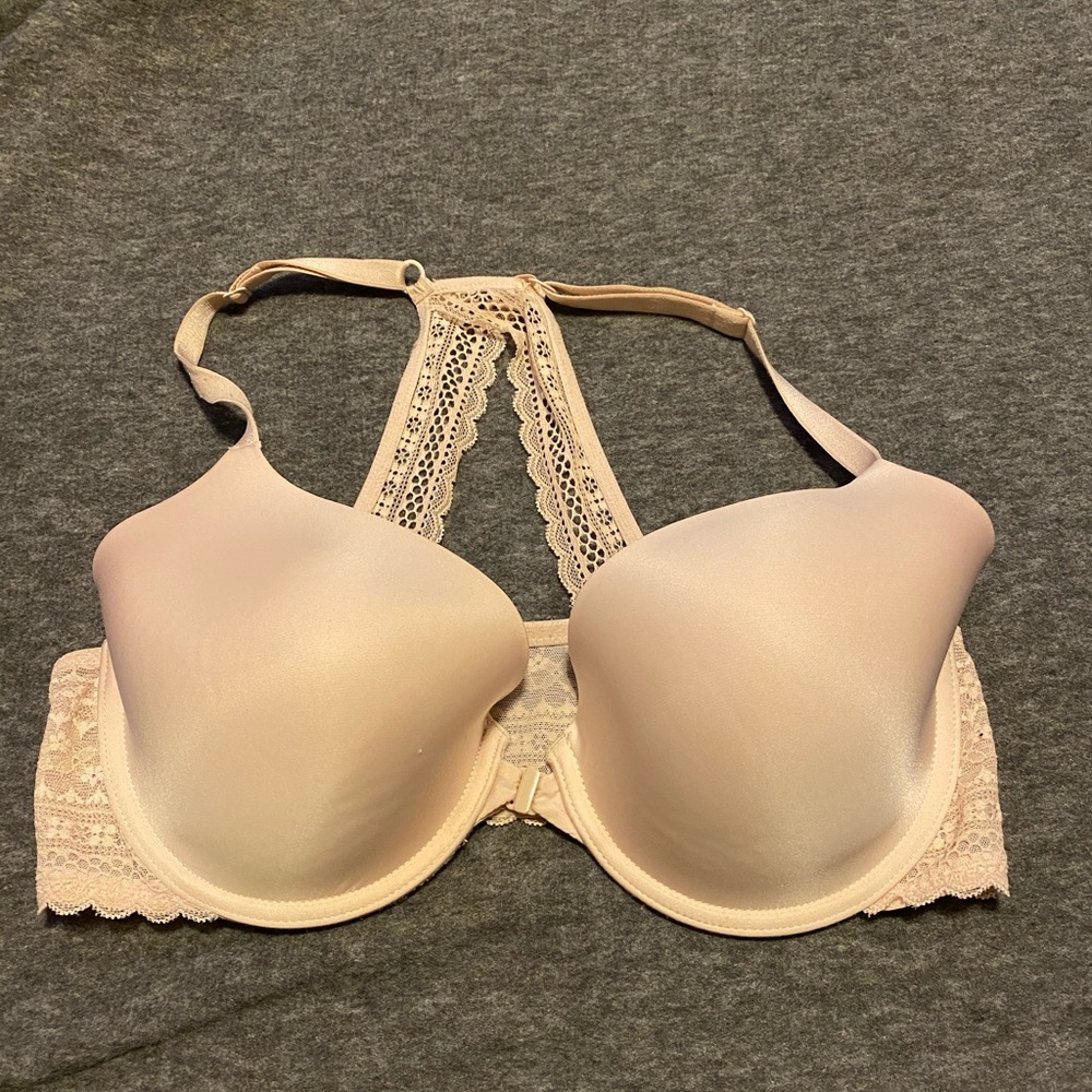 VS Light lined, perfect coverage 36D